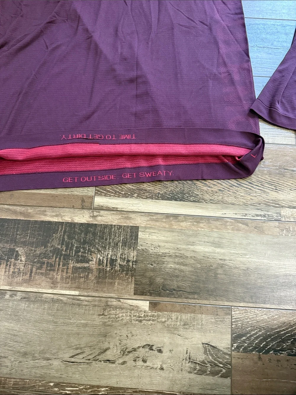lululemon athletica Men's Long Sleeve Crew in Deep Burgundy